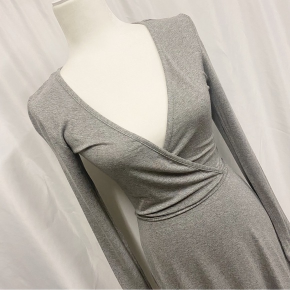 H&M Divided Gray Faux Wrap Dress - Picture 3 of 8